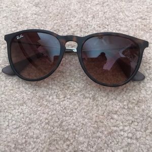 Erika tortoise shell sunglasses